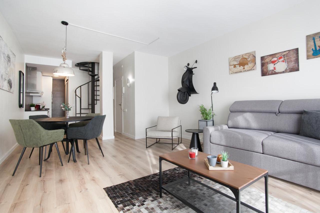 Tendency Apartments 8 Barcelona Exterior photo